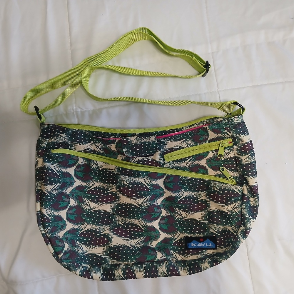 Kavu Purse